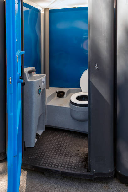 Best Porta potty for special events  in Lake Arrowhead, ME