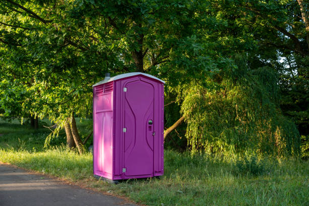Best Portable toilet rental cost  in Lake Arrowhead, ME
